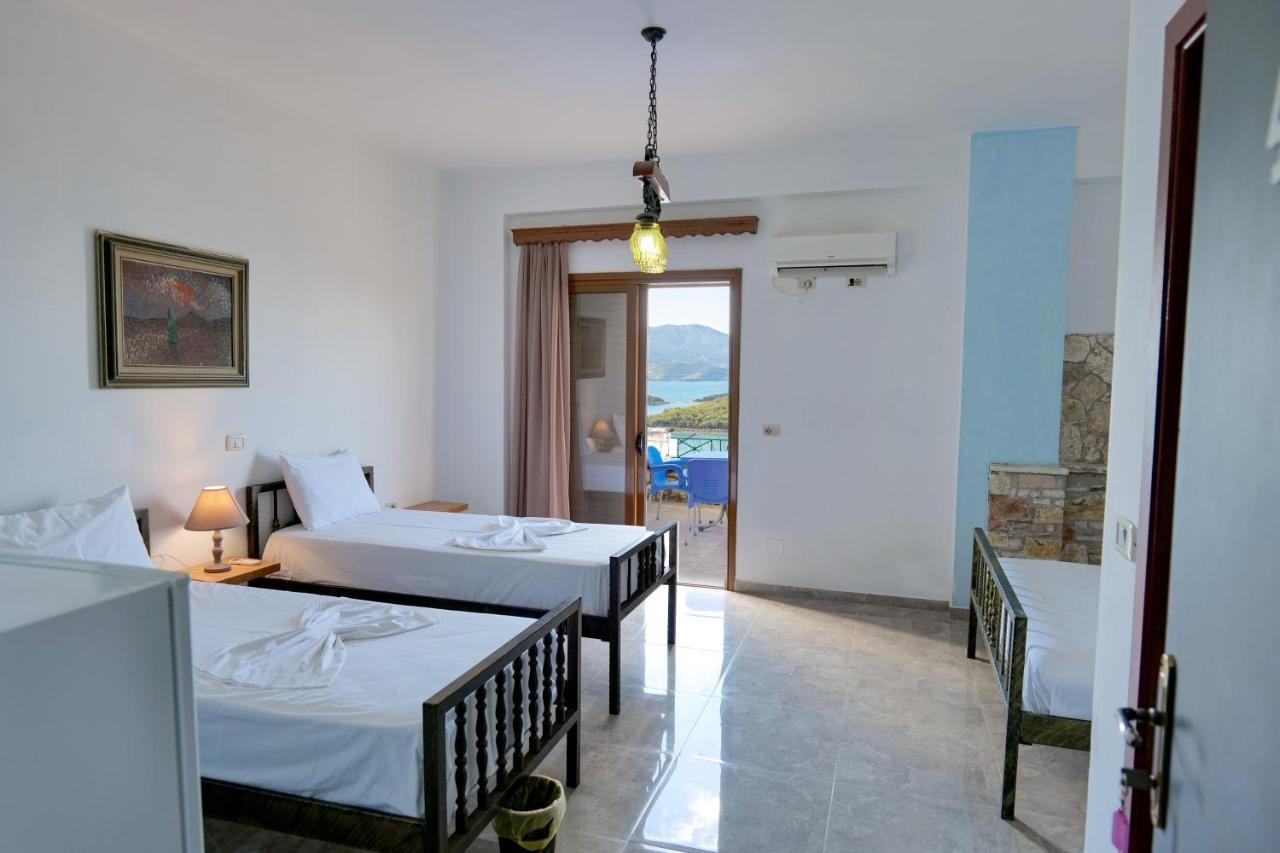 John'S Guesthouse Ксамил Экстерьер фото