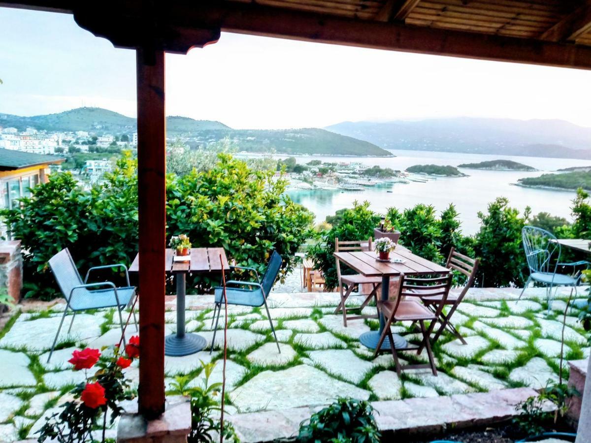 John'S Guesthouse Ксамил Экстерьер фото